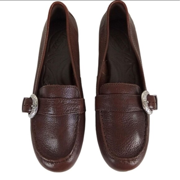 Born brown Leather Flats Decorative Strap Rounded Toe size 6 lady Loafer slip on - Picture 1 of 16